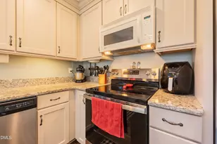 8305 Eel Ct, Raleigh, NC 27616 - Photo 12