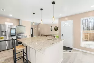 820 E Cardinal Dr, Fuquay-Varina, NC 27526 - Photo 10