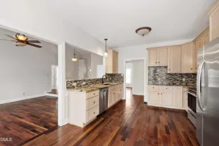 3428 Hardwood Dr, Apex, NC 27539 - Photo 10