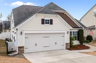 1928 Hinswood Cir, Fuquay-Varina, NC 27526 - Photo 2