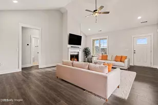 275 Tee Dr, Selma, NC 27576 - Photo 4