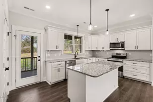 275 Tee Dr, Selma, NC 27576 - Photo 8