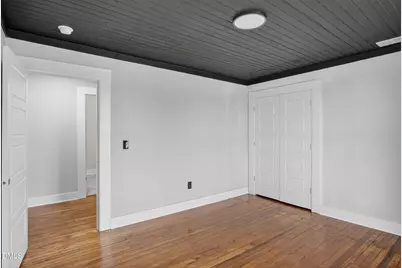 124 N Mecklenburg Avenue, South Hill, VA 23917 - Photo 6