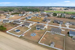 146 Cider Ct, Benson, NC 27504 - Photo 34