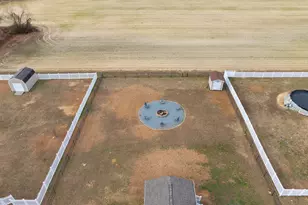 146 Cider Ct, Benson, NC 27504 - Photo 32