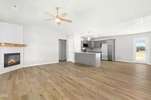 102 Dees Mdw Ln, Fremont, NC 27830 - Photo 8