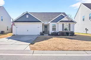312 Brisk Dr, Zebulon, NC 27597 - Photo 2