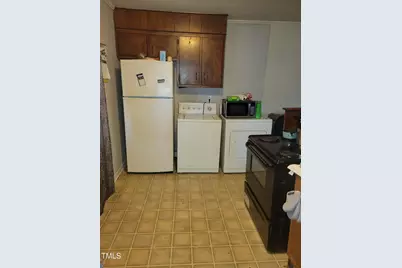 411 W Raleigh Street, Siler City, NC 27344 - Photo 22