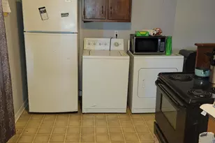 411 W Raleigh St, Siler City, NC 27344 - Photo 22