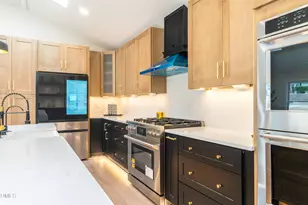 721 Currituck Dr, Raleigh, NC 27609 - Photo 16