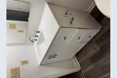 207 S Lincoln Street, Benson, NC 27504 - Photo 2