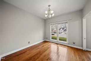 3105 Benton Cir, Raleigh, NC 27615 - Photo 10