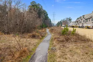 1142 Metropolitan Dr, Durham, NC 27713 - Photo 40