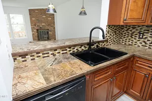 22 Durbin Pl, Durham, NC 27705 - Photo 10