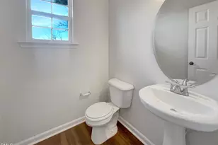 409 Magna Dr, Durham, NC 27703 - Photo 8