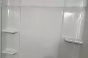 609 Phillips St, Burlington, NC 27217 - Photo 6