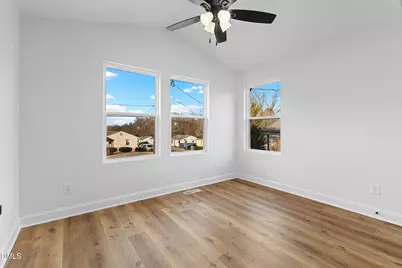 236 Hazel Drive, Burlington, NC 27217 - Photo 18