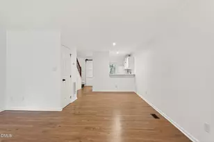 122 Winners Cir, Cary, NC 27511 - Photo 6