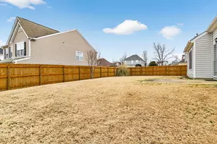 742 Willow Bay Dr, Fuquay Varina, NC 27526 - Photo 36