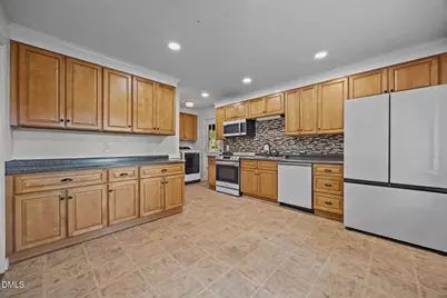 1033 Xavier Drive, Fayetteville, NC 28311 - Photo 20