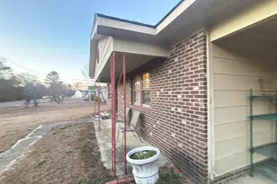 196 Hendrix Rd, Raeford, NC 28376 - Photo 2