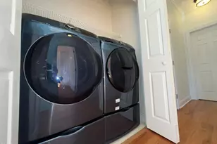 1343 Cameron View Ct, Raleigh, NC 27607 - Photo 10