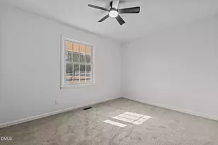 5420 Shipman Rd, Hope Mills, NC 28348 - Photo 8