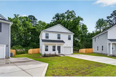 144 Stout Landing, Dunn, NC 28334 - Photo 2