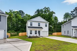 144 Stout Lndg, Dunn, NC 28334 - Photo 2