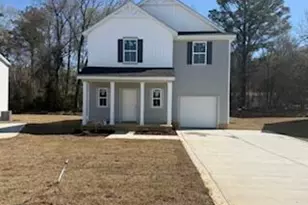 138 Stout Lndg, Dunn, NC 28334 - Photo 2