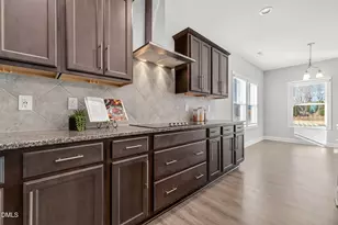 13 Knotty Pne Ln, Clayton, NC 27520 - Photo 6