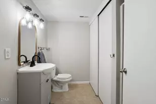 1008 Castalia Dr, Cary, NC 27513 - Photo 12