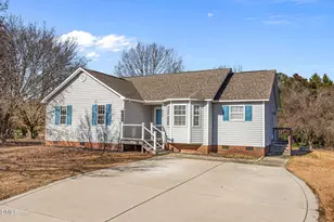 6304 Walnut Glen Dr, Willow Springs, NC 27592 - Photo 2