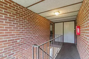 1217 H Manassas Ct, Raleigh, NC 27609 - Photo 4