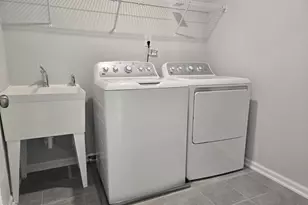 2009 Lambert Rd, Cary, NC 27519 - Photo 10