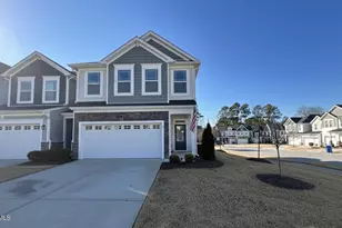 779 Creekway Dr, Fuquay-Varina, NC 27526 - Photo 2