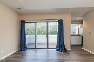 1021 Brighthurst Dr, Raleigh, NC 27605 - Photo 10