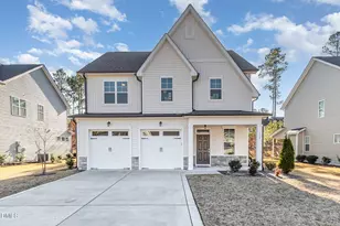 132 Kensington Dr, Spring Lake, NC 28390 - Photo 4