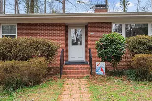 721 Lakeside Dr, Sanford, NC 27330 - Photo 4