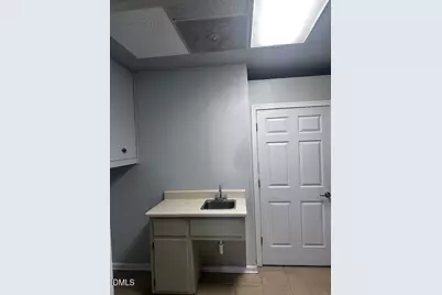 151 N Steele Street, Sanford, NC 27330 - Photo 6