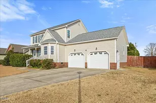 137 Woodglen Dr, Clayton, NC 27527 - Photo 4