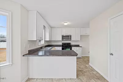 137 Woodglen Drive, Clayton, NC 27527 - Photo 18