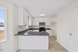 137 Woodglen Dr, Clayton, NC 27527 - Photo 18