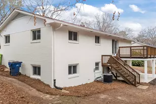 712 Beaver Dam Rd, Raleigh, NC 27607 - Photo 8