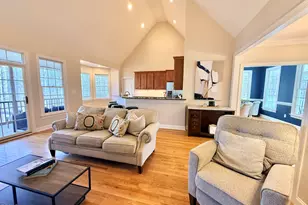 199 Oakwood Ln, Roxboro, NC 27574 - Photo 10