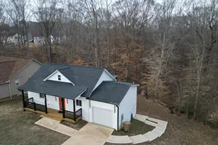 242 Oakdale Ave, Clayton, NC 27520 - Photo 1