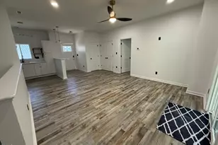 242 Oakdale Ave, Clayton, NC 27520 - Photo 4