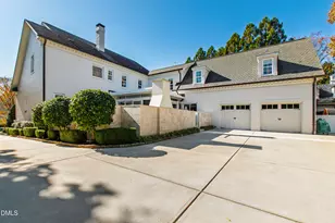 445 Drummond Dr, Raleigh, NC 27609 - Photo 42