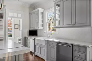 445 Drummond Dr, Raleigh, NC 27609 - Photo 64