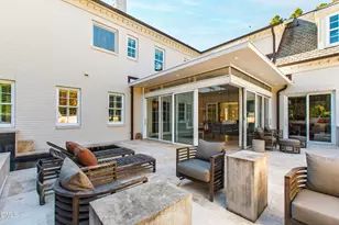 445 Drummond Dr, Raleigh, NC 27609 - Photo 24